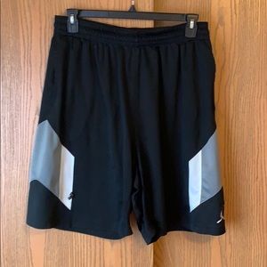 Jordan Basketball shorts 2XL